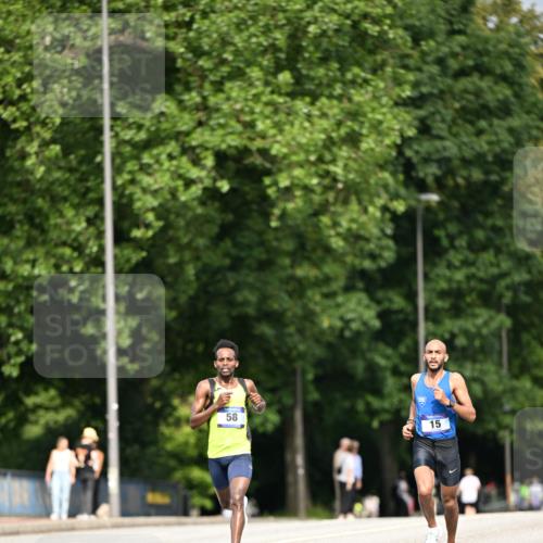 29.06.2025 - hella hamburg halbmarathon Dr. Thomas Lammeyer http://msf.ph/oto/8148214 29.06.2025 09:34:11 Kennedybrücke 15, 20 meine-sportfotos.de