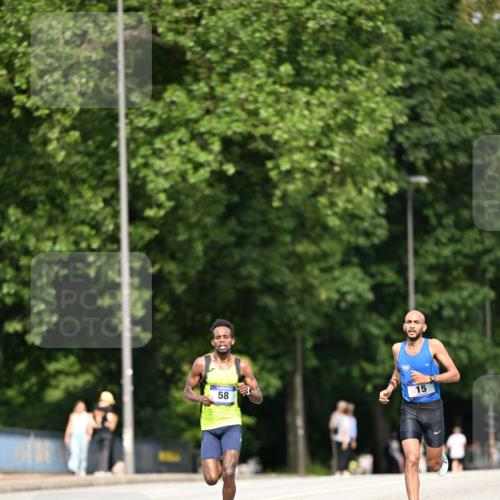29.06.2025 - hella hamburg halbmarathon Dr. Thomas Lammeyer http://msf.ph/oto/8148217 29.06.2025 09:34:11 Kennedybrücke 15, 20 meine-sportfotos.de