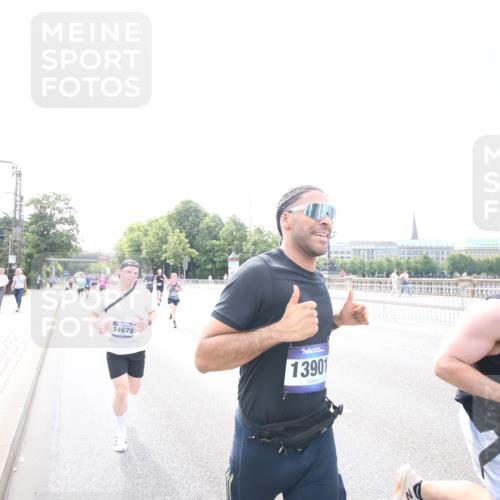 29.06.2025 - hella hamburg halbmarathon Jannik Wohlers http://msf.ph/oto/8148268 29.06.2025 10:10:09 Lombardsbrücke 1573, 4389, 5182, 5440, 5990, 5991, 7250, 7685, 9681, 9816, 11180, 11355, 11887, 11904, 11905, 12008, 12629, 13825, 13901, 14679, 14822, 15409, 16166, 16344, 16639, 17730, 19023 meine-sportfotos.de