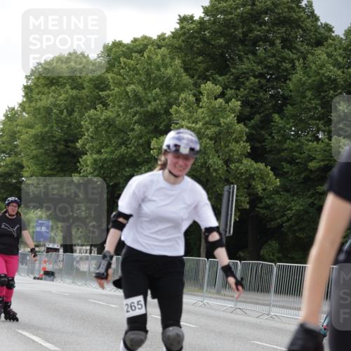 29.06.2025 - hella hamburg halbmarathon Jannik Wohlers http://msf.ph/oto/8148286 29.06.2025 09:10:51 Lombardsbrücke  meine-sportfotos.de