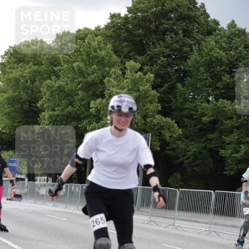 29.06.2025 - hella hamburg halbmarathon Jannik Wohlers http://msf.ph/oto/8148303 29.06.2025 09:10:51 Lombardsbrücke  meine-sportfotos.de