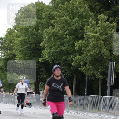 29.06.2025 - hella hamburg halbmarathon Jannik Wohlers http://msf.ph/oto/8148316 29.06.2025 09:10:52 Lombardsbrücke  meine-sportfotos.de