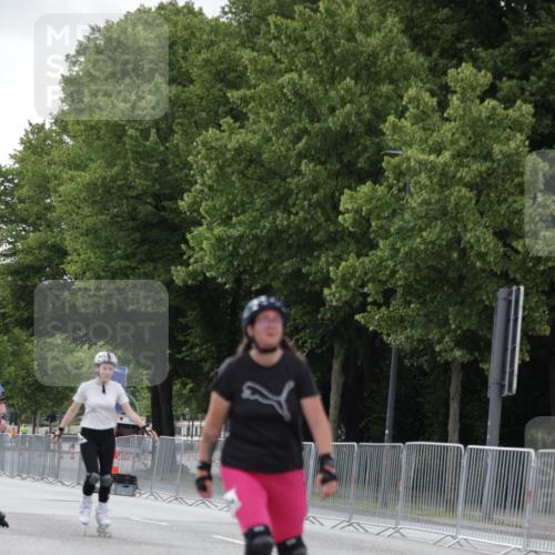 29.06.2025 - hella hamburg halbmarathon Jannik Wohlers http://msf.ph/oto/8148326 29.06.2025 09:10:52 Lombardsbrücke  meine-sportfotos.de