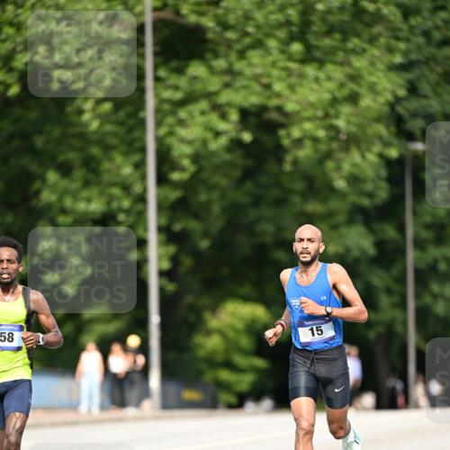 29.06.2025 - hella hamburg halbmarathon Dr. Thomas Lammeyer http://msf.ph/oto/8148337 29.06.2025 09:34:13 Kennedybrücke 15, 20 meine-sportfotos.de