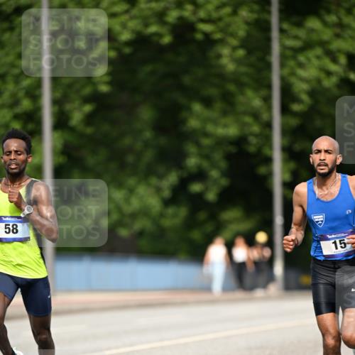 29.06.2025 - hella hamburg halbmarathon Dr. Thomas Lammeyer http://msf.ph/oto/8148391 29.06.2025 09:34:13 Kennedybrücke 15, 20 meine-sportfotos.de
