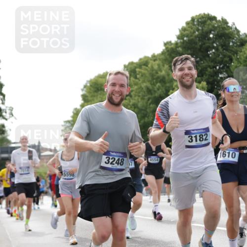 29.06.2025 - hella hamburg halbmarathon Jannik Wohlers http://msf.ph/oto/8148395 29.06.2025 10:12:06 Lombardsbrücke 1249, 1610, 1785, 1850, 2963, 2964, 3182, 3248, 3262, 4453, 4499, 4554, 5150, 5166, 5176, 5597, 5598, 6822, 6871, 6966, 7014, 8971, 9254, 9405, 10581, 10685, 12456, 13566, 13816, 14540, 14863, 14868, 15369, 16473, 18178, 18493 meine-sportfotos.de