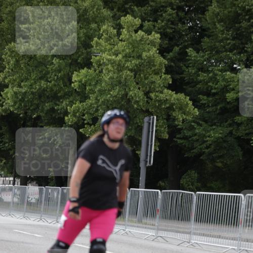 29.06.2025 - hella hamburg halbmarathon Jannik Wohlers http://msf.ph/oto/8148399 29.06.2025 09:10:53 Lombardsbrücke  meine-sportfotos.de