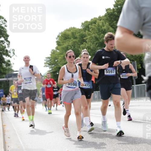 29.06.2025 - hella hamburg halbmarathon Jannik Wohlers http://msf.ph/oto/8148437 29.06.2025 10:12:07 Lombardsbrücke 1249, 1610, 1785, 1850, 2963, 2964, 3182, 3248, 3262, 4453, 4499, 4554, 5150, 5166, 5176, 5597, 5598, 6822, 6871, 6966, 7014, 8971, 9254, 9405, 10581, 10685, 12456, 13566, 13816, 14540, 14868, 15369, 16473, 18178, 18493 meine-sportfotos.de