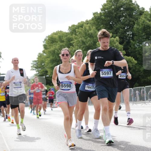 29.06.2025 - hella hamburg halbmarathon Jannik Wohlers http://msf.ph/oto/8148460 29.06.2025 10:12:07 Lombardsbrücke 1249, 1610, 1785, 1850, 2963, 2964, 3182, 3248, 3262, 4453, 4499, 4554, 5150, 5166, 5176, 5597, 5598, 6822, 6871, 6966, 7014, 8971, 9254, 9405, 10581, 10685, 12456, 13566, 13816, 14540, 14868, 15369, 16473, 18178, 18493 meine-sportfotos.de