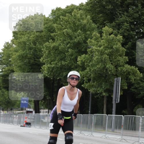 29.06.2025 - hella hamburg halbmarathon Jannik Wohlers http://msf.ph/oto/8148475 29.06.2025 09:10:59 Lombardsbrücke  meine-sportfotos.de