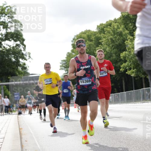29.06.2025 - hella hamburg halbmarathon Jannik Wohlers http://msf.ph/oto/8148514 29.06.2025 10:12:10 Lombardsbrücke 1249, 1610, 1785, 1850, 2531, 2963, 2964, 3182, 3248, 3262, 4453, 4499, 4554, 5150, 5166, 5597, 5598, 6822, 6966, 7014, 8971, 9254, 10581, 10685, 12456, 13566, 13816, 14540, 14868, 14869, 15369, 16473, 16826, 16911, 18178, 18493 meine-sportfotos.de