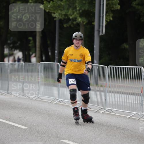 29.06.2025 - hella hamburg halbmarathon Jannik Wohlers http://msf.ph/oto/8148528 29.06.2025 09:11:36 Lombardsbrücke  meine-sportfotos.de
