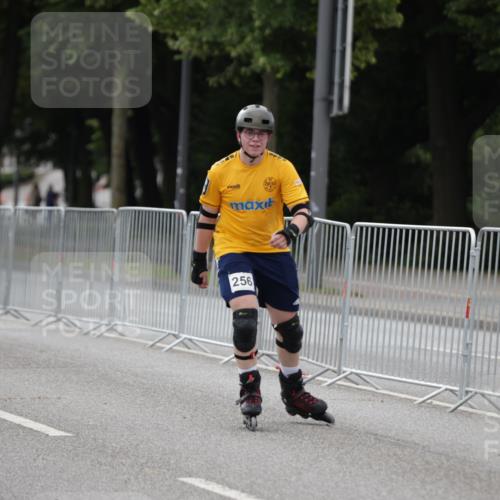 29.06.2025 - hella hamburg halbmarathon Jannik Wohlers http://msf.ph/oto/8148535 29.06.2025 09:11:36 Lombardsbrücke  meine-sportfotos.de