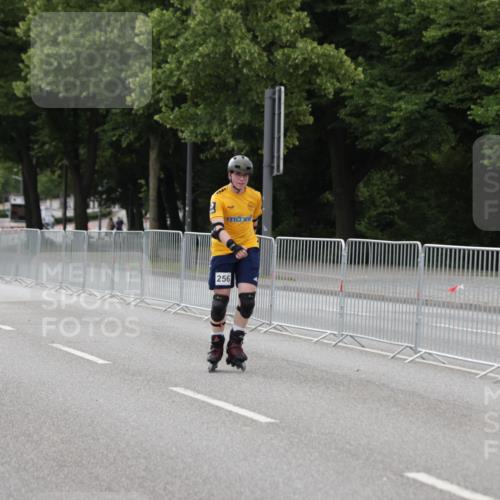 29.06.2025 - hella hamburg halbmarathon Jannik Wohlers http://msf.ph/oto/8148551 29.06.2025 09:11:37 Lombardsbrücke  meine-sportfotos.de