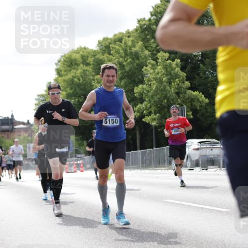 29.06.2025 - hella hamburg halbmarathon Jannik Wohlers http://msf.ph/oto/8148552 29.06.2025 10:12:13 Lombardsbrücke 1249, 1610, 1785, 1851, 1939, 2531, 2891, 2963, 2964, 3182, 3248, 3262, 4453, 4499, 4554, 5150, 5166, 5597, 5598, 6822, 6966, 7014, 7907, 8917, 8971, 9254, 10581, 12456, 13566, 13816, 14540, 14869, 15012, 15369, 16473, 16826, 16911, 17994, 18178, 18493 meine-sportfotos.de