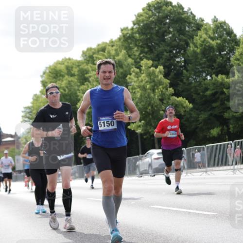 29.06.2025 - hella hamburg halbmarathon Jannik Wohlers http://msf.ph/oto/8148561 29.06.2025 10:12:13 Lombardsbrücke 1249, 1610, 1785, 1851, 1939, 2531, 2891, 2963, 2964, 3182, 3248, 3262, 4453, 4499, 4554, 5150, 5166, 5597, 5598, 6822, 6966, 7014, 7907, 8917, 8971, 9254, 10581, 12456, 13566, 13816, 14540, 14869, 15012, 15369, 16473, 16826, 16911, 17994, 18178, 18493 meine-sportfotos.de