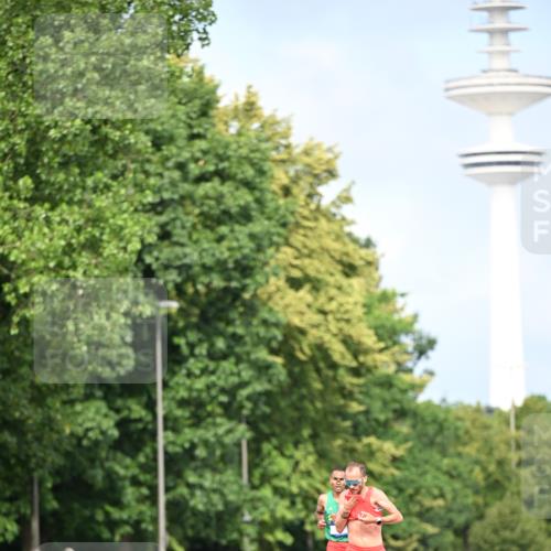 29.06.2025 - hella hamburg halbmarathon Dr. Thomas Lammeyer http://msf.ph/oto/8148574 29.06.2025 09:34:51 Kennedybrücke 14, 21 meine-sportfotos.de