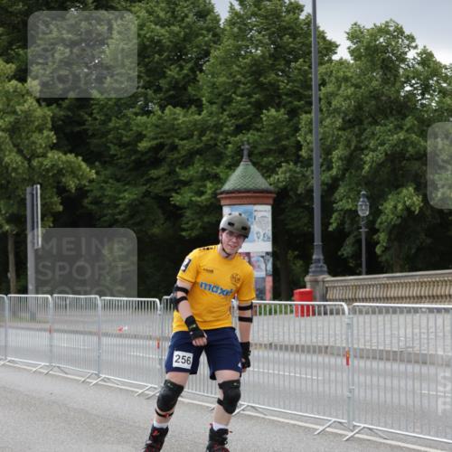 29.06.2025 - hella hamburg halbmarathon Jannik Wohlers http://msf.ph/oto/8148577 29.06.2025 09:11:38 Lombardsbrücke  meine-sportfotos.de