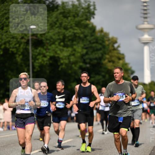 29.06.2025 - hella hamburg halbmarathon Dr. Thomas Lammeyer http://msf.ph/oto/8148587 29.06.2025 10:06:12 Kennedybrücke 1184, 1329, 1364, 1432, 1453, 1729, 1881, 1940, 2322, 2323, 3169, 3199, 4286, 4328, 4649, 4663, 5763, 6322, 6327, 7031, 7243, 9020, 9021, 9156, 9353, 9741, 9928, 10177, 10882 meine-sportfotos.de
