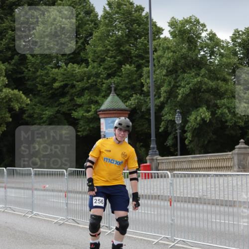 29.06.2025 - hella hamburg halbmarathon Jannik Wohlers http://msf.ph/oto/8148589 29.06.2025 09:11:38 Lombardsbrücke  meine-sportfotos.de