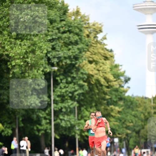 29.06.2025 - hella hamburg halbmarathon Dr. Thomas Lammeyer http://msf.ph/oto/8148605 29.06.2025 09:34:52 Kennedybrücke 14, 21 meine-sportfotos.de
