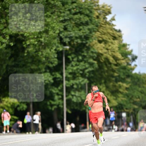 29.06.2025 - hella hamburg halbmarathon Dr. Thomas Lammeyer http://msf.ph/oto/8148628 29.06.2025 09:34:53 Kennedybrücke 14, 21 meine-sportfotos.de