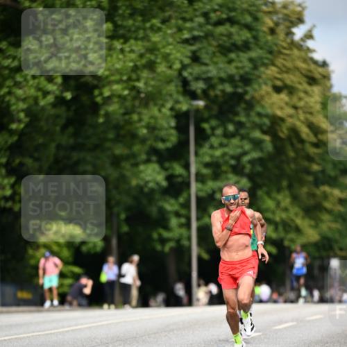 29.06.2025 - hella hamburg halbmarathon Dr. Thomas Lammeyer http://msf.ph/oto/8148677 29.06.2025 09:34:53 Kennedybrücke 14, 21 meine-sportfotos.de