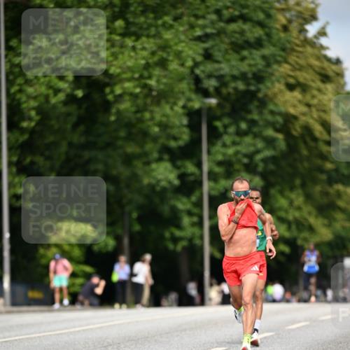 29.06.2025 - hella hamburg halbmarathon Dr. Thomas Lammeyer http://msf.ph/oto/8148700 29.06.2025 09:34:53 Kennedybrücke 14, 21 meine-sportfotos.de