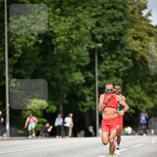 29.06.2025 - hella hamburg halbmarathon Dr. Thomas Lammeyer http://msf.ph/oto/8148710 29.06.2025 09:34:54 Kennedybrücke 14, 21 meine-sportfotos.de