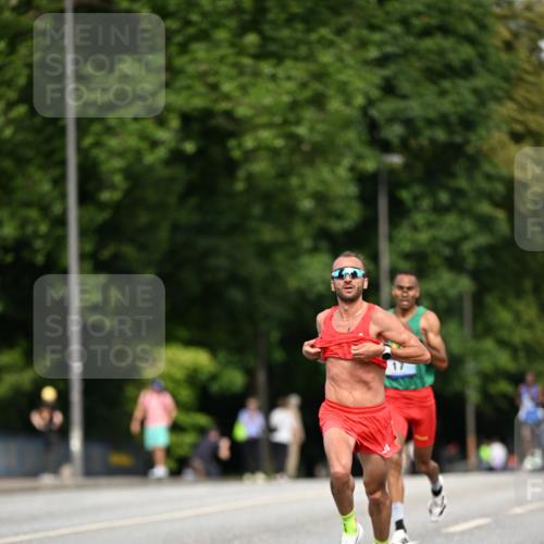 29.06.2025 - hella hamburg halbmarathon Dr. Thomas Lammeyer http://msf.ph/oto/8148874 29.06.2025 09:34:54 Kennedybrücke 14, 21 meine-sportfotos.de