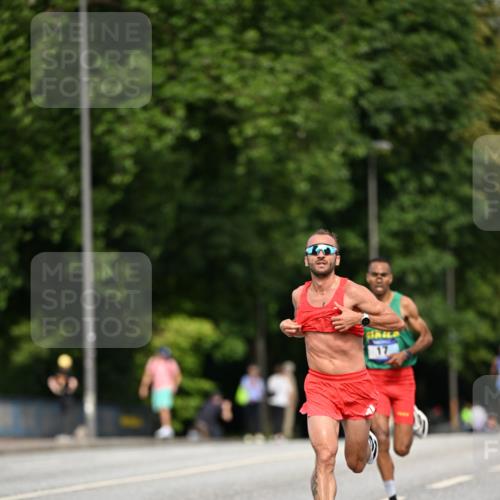 29.06.2025 - hella hamburg halbmarathon Dr. Thomas Lammeyer http://msf.ph/oto/8148887 29.06.2025 09:34:55 Kennedybrücke 14, 21 meine-sportfotos.de