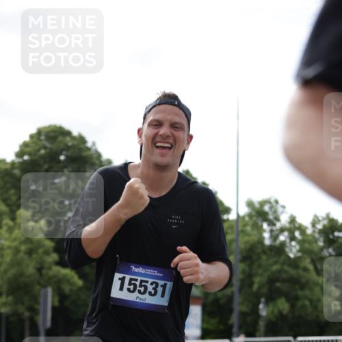 29.06.2025 - hella hamburg halbmarathon Jannik Wohlers http://msf.ph/oto/8148945 29.06.2025 10:12:33 Lombardsbrücke 1020, 1051, 1851, 1939, 2942, 4532, 6207, 7873, 8398, 8405, 8917, 9141, 10067, 10402, 11025, 11720, 14404, 15012, 15531, 16255, 16323, 17061, 17699, 17994, 18320, 18530 meine-sportfotos.de
