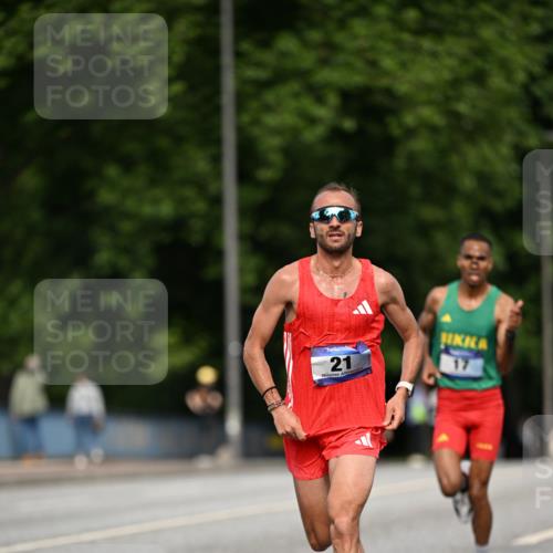 29.06.2025 - hella hamburg halbmarathon Dr. Thomas Lammeyer http://msf.ph/oto/8148959 29.06.2025 09:34:56 Kennedybrücke 14, 21 meine-sportfotos.de