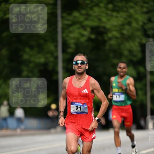 29.06.2025 - hella hamburg halbmarathon Dr. Thomas Lammeyer http://msf.ph/oto/8148968 29.06.2025 09:34:56 Kennedybrücke 14, 21 meine-sportfotos.de