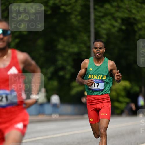 29.06.2025 - hella hamburg halbmarathon Dr. Thomas Lammeyer http://msf.ph/oto/8148982 29.06.2025 09:34:57 Kennedybrücke 14, 19, 21 meine-sportfotos.de