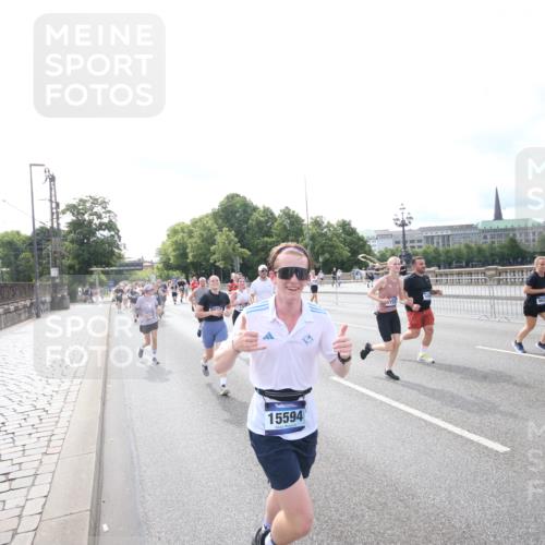 29.06.2025 - hella hamburg halbmarathon Jannik Wohlers http://msf.ph/oto/8148992 29.06.2025 10:18:46 Lombardsbrücke 1718, 1755, 2096, 2311, 2802, 3026, 3105, 3118, 4845, 5034, 5080, 5098, 5178, 5323, 5429, 6194, 6249, 6477, 6482, 6542, 6736, 8761, 8778, 9252, 9270, 9652, 9756, 9757, 10037, 10039, 10124, 10129, 10966, 11247, 11602, 11743, 12007, 12619, 12621, 13180, 13204, 13424, 13544, 13984, 14236, 14353, 14593, 15594, 15780, 16142, 16168, 16490, 16613, 16631, 16925, 17166, 17187, 17238, 17294, 17386, 17510, 17548, 17571, 17721, 17736, 17737, 18002, 18151, 18217, 18568, 18591 meine-sportfotos.de