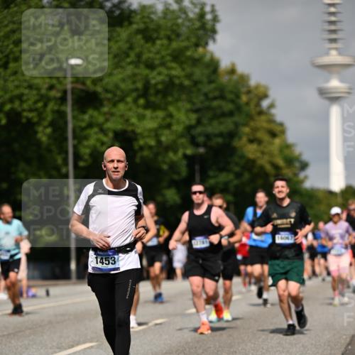 29.06.2025 - hella hamburg halbmarathon Dr. Thomas Lammeyer http://msf.ph/oto/8149007 29.06.2025 10:06:18 Kennedybrücke 1128, 1184, 1254, 1329, 1364, 1432, 1453, 1729, 1733, 1940, 2322, 2323, 3169, 4286, 4328, 4663, 4985, 5763, 6322, 6860, 7031, 7243, 9020, 9021, 9156, 9353, 9741, 9928, 10177, 10866 meine-sportfotos.de