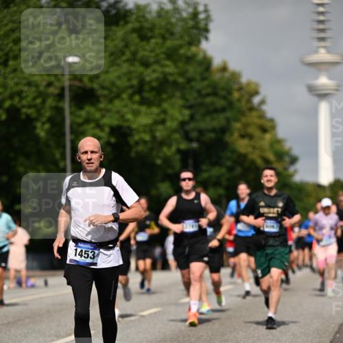 29.06.2025 - hella hamburg halbmarathon Dr. Thomas Lammeyer http://msf.ph/oto/8149028 29.06.2025 10:06:18 Kennedybrücke 1128, 1184, 1254, 1329, 1364, 1432, 1453, 1729, 1733, 1940, 2322, 2323, 3169, 4286, 4328, 4663, 4985, 5763, 6322, 6860, 7031, 7243, 9020, 9021, 9156, 9353, 9741, 9928, 10177, 10866 meine-sportfotos.de