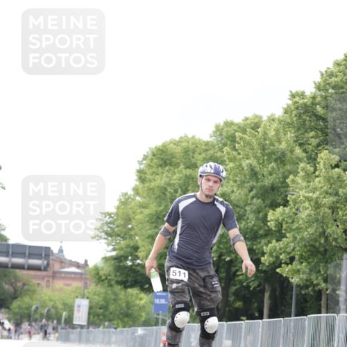 29.06.2025 - hella hamburg halbmarathon Jannik Wohlers http://msf.ph/oto/8149030 29.06.2025 09:12:20 Lombardsbrücke  meine-sportfotos.de