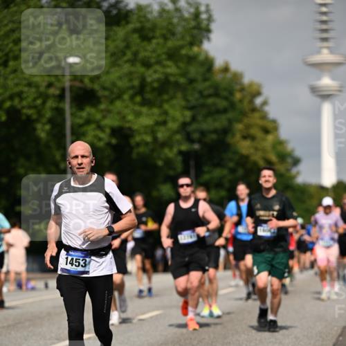 29.06.2025 - hella hamburg halbmarathon Dr. Thomas Lammeyer http://msf.ph/oto/8149037 29.06.2025 10:06:18 Kennedybrücke 1128, 1184, 1254, 1329, 1364, 1432, 1453, 1729, 1733, 1940, 2322, 2323, 3169, 4286, 4328, 4663, 4985, 5763, 6322, 6860, 7031, 7243, 9020, 9021, 9156, 9353, 9741, 9928, 10177, 10866 meine-sportfotos.de