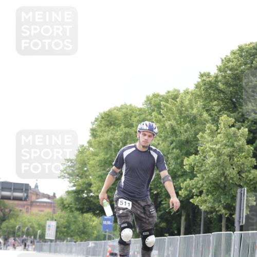 29.06.2025 - hella hamburg halbmarathon Jannik Wohlers http://msf.ph/oto/8149042 29.06.2025 09:12:20 Lombardsbrücke  meine-sportfotos.de