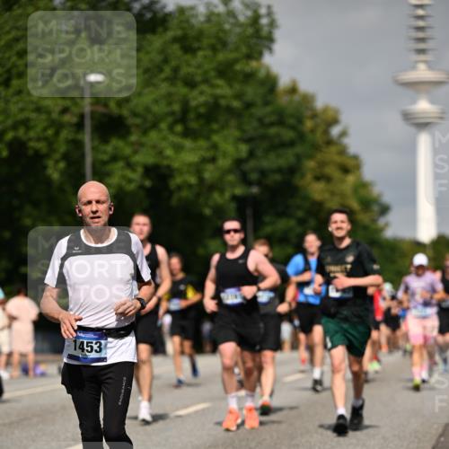 29.06.2025 - hella hamburg halbmarathon Dr. Thomas Lammeyer http://msf.ph/oto/8149046 29.06.2025 10:06:18 Kennedybrücke 1128, 1184, 1254, 1329, 1364, 1432, 1453, 1729, 1733, 1940, 2322, 2323, 3169, 4286, 4328, 4663, 4985, 5763, 6322, 6860, 7031, 7243, 9020, 9021, 9156, 9353, 9741, 9928, 10177, 10866 meine-sportfotos.de