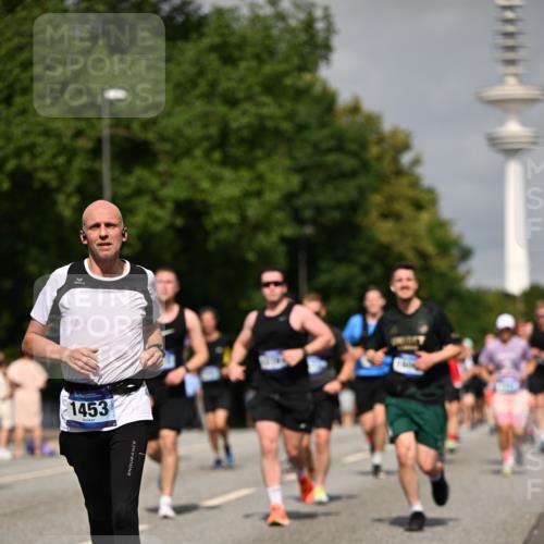 29.06.2025 - hella hamburg halbmarathon Dr. Thomas Lammeyer http://msf.ph/oto/8149056 29.06.2025 10:06:18 Kennedybrücke 1128, 1184, 1254, 1329, 1364, 1432, 1453, 1729, 1733, 1940, 2322, 2323, 3169, 4286, 4328, 4663, 4985, 5763, 6322, 6860, 7031, 7243, 9020, 9021, 9156, 9353, 9741, 9928, 10177, 10866 meine-sportfotos.de