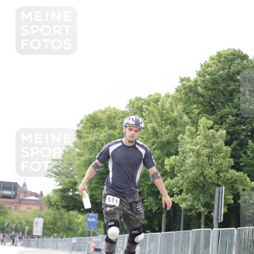 29.06.2025 - hella hamburg halbmarathon Jannik Wohlers http://msf.ph/oto/8149057 29.06.2025 09:12:20 Lombardsbrücke  meine-sportfotos.de
