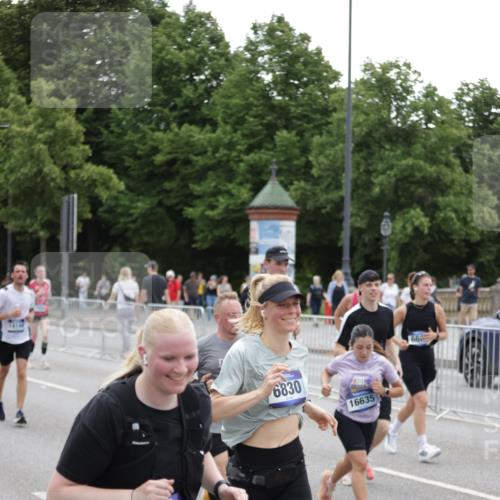 29.06.2025 - hella hamburg halbmarathon Jannik Wohlers http://msf.ph/oto/8149073 29.06.2025 10:49:48 Lombardsbrücke 3203, 3701, 3710, 3805, 3897, 4090, 4168, 5119, 5751, 5997, 6680, 6830, 7721, 7722, 7755, 8254, 9605, 9940, 10060, 10286, 10617, 11030, 11426, 11696, 11716, 11760, 12079, 13127, 13128, 13381, 13744, 13846, 13887, 14144, 14505, 14940, 15626, 16365, 16410, 16412, 16635, 17256, 18961, 19058, 19086 meine-sportfotos.de