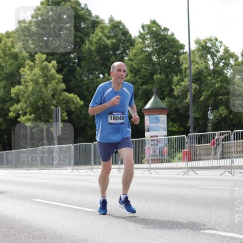 29.06.2025 - hella hamburg halbmarathon Jannik Wohlers http://msf.ph/oto/8149147 29.06.2025 10:12:43 Lombardsbrücke 1020, 1051, 2942, 3218, 3728, 4532, 6489, 7873, 8398, 8405, 8913, 9141, 10402, 11720, 14404, 15531, 16030, 16255, 16323, 16437, 17699, 17988, 18048, 18320, 18732, 18754 meine-sportfotos.de