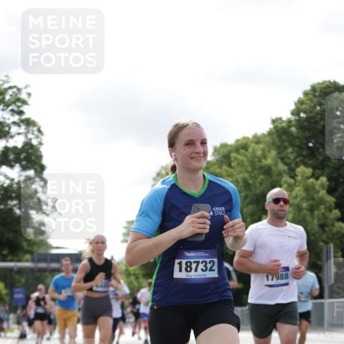 29.06.2025 - hella hamburg halbmarathon Jannik Wohlers http://msf.ph/oto/8149193 29.06.2025 10:12:48 Lombardsbrücke 1747, 2961, 3218, 3360, 3728, 6489, 7873, 8398, 8405, 8913, 9141, 9527, 12492, 15922, 16030, 16255, 16437, 17699, 17988, 18048, 18320, 18732, 18754 meine-sportfotos.de