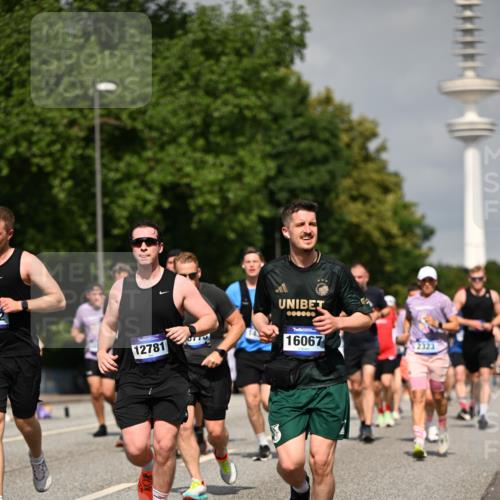 29.06.2025 - hella hamburg halbmarathon Dr. Thomas Lammeyer http://msf.ph/oto/8149216 29.06.2025 10:06:20 Kennedybrücke 1128, 1184, 1254, 1364, 1432, 1453, 1729, 1733, 1940, 2322, 2323, 3169, 3780, 4286, 4328, 4663, 4985, 5742, 5763, 6322, 6708, 6860, 7031, 7049, 7243, 9020, 9021, 9156, 9353, 9741, 9928, 10177, 10866 meine-sportfotos.de
