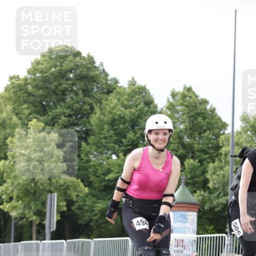 29.06.2025 - hella hamburg halbmarathon Jannik Wohlers http://msf.ph/oto/8149246 29.06.2025 09:13:02 Lombardsbrücke  meine-sportfotos.de