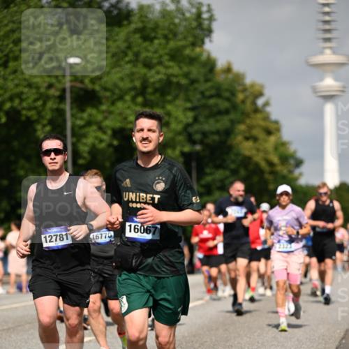 29.06.2025 - hella hamburg halbmarathon Dr. Thomas Lammeyer http://msf.ph/oto/8149256 29.06.2025 10:06:21 Kennedybrücke 1128, 1184, 1254, 1364, 1432, 1453, 1729, 1733, 1940, 2322, 2323, 3169, 3780, 4286, 4328, 4663, 4985, 5742, 5763, 6322, 6708, 6860, 7031, 7049, 7243, 8749, 9020, 9021, 9156, 9353, 9741, 9928, 10177, 10866 meine-sportfotos.de
